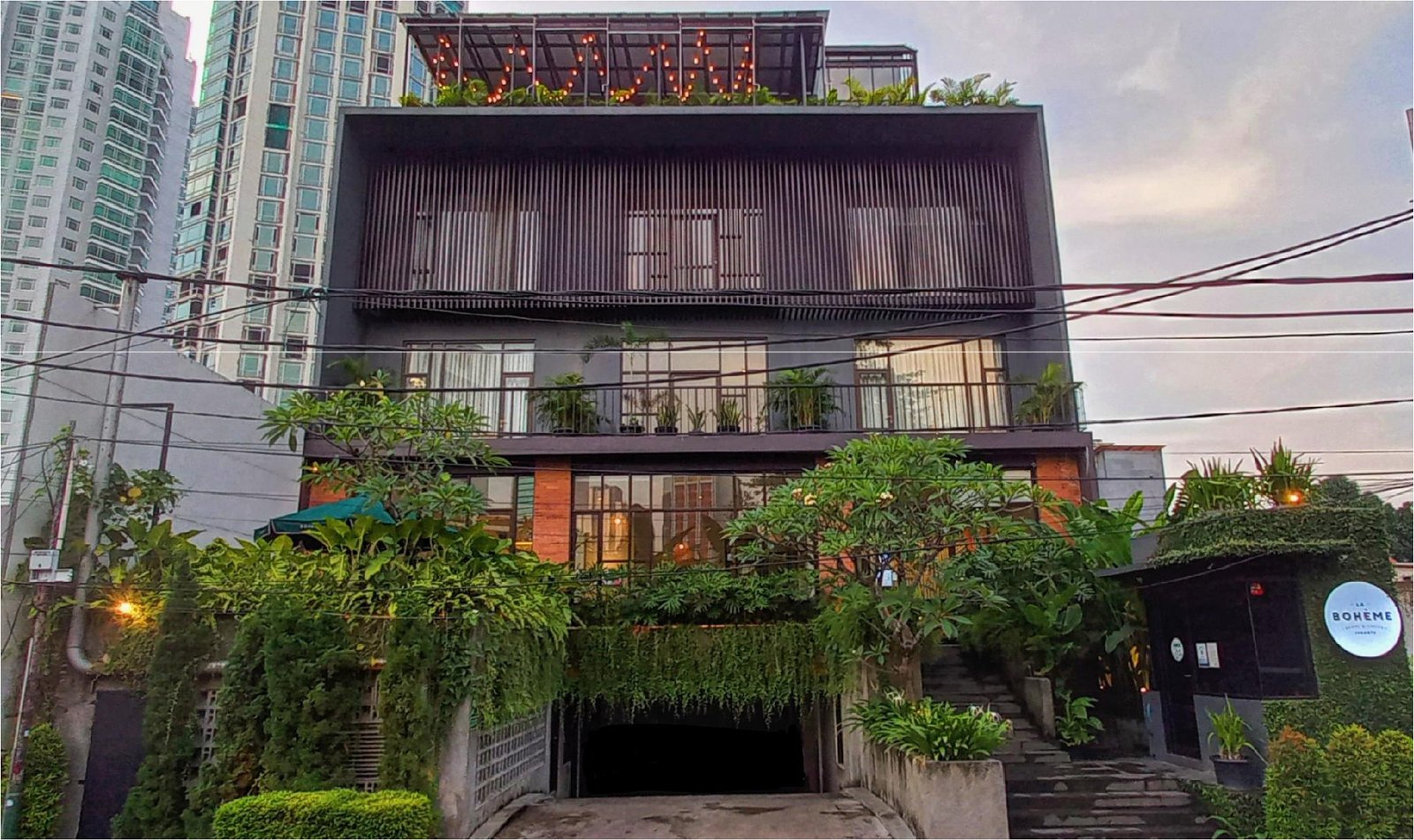 La Boheme Hotel